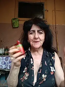 Lovely Lori online show from May 2026 10:47:01 AM