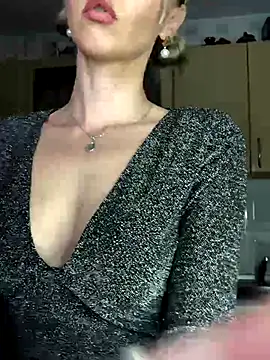 Kristina03 online show from November 2025 09:17:01 PM