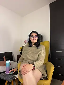 adriana71 online show from May 2026 03:57:01 AM