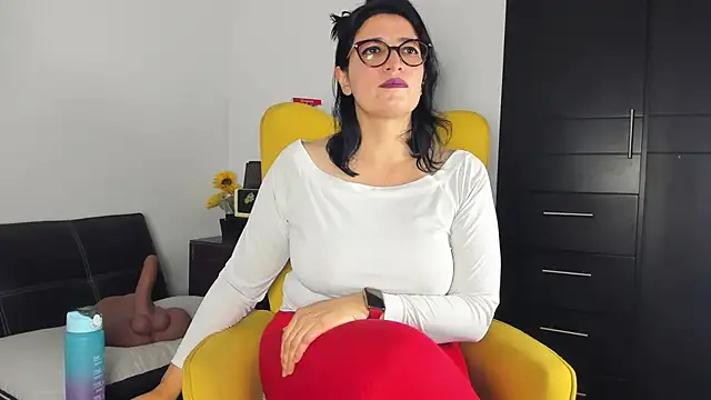 adriana71 online show from July 2026 01:12:01 AM