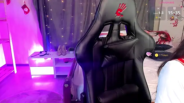 Snapshot of Michel_Momsen chatting on March 2026 12:54:01 PM Michel Momsen online show from March 2026 12:54:01 PM