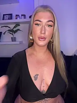 Snapshot of MissyLeeX chatting on January 2025 05:47:02 PM MissyLeeX online show from January 2025 05:47:02 PM