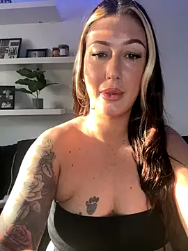 Snapshot of MissyLeeX chatting on October 2025 08:45:01 AM MissyLeeX online show from October 2025 08:45:01 AM