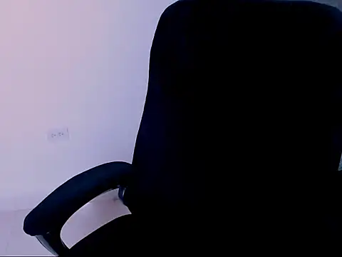 Snapshot of diana__34 chatting on October 2025 01:27:02 AM diana 34 online show from October 2025 01:27:02 AM