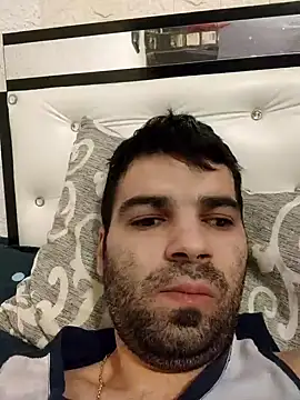 Snapshot of J0nyhson chatting on January 2025 07:22:01 AM J0nyhson online show from January 2025 07:22:01 AM