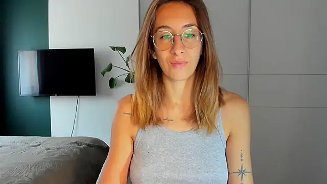 Snapshot of DesireMore90 chatting on October 2025 10:57:01 AM DesireMore90 online show from October 2025 10:57:01 AM