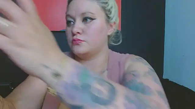 miley jensen online show from October 2025 09:39:01 PM