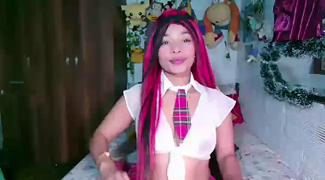 Snapshot of Selenne_Jones chatting on February 2025 10:04:01 AM Selenne Jones online show from February 2025 10:04:01 AM