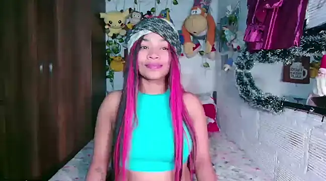 Snapshot of Selenne_Jones chatting on February 2025 10:48:02 AM Selenne Jones online show from February 2025 10:48:02 AM