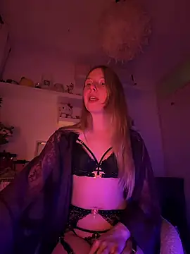 VeraSerephina online show from June 2026 10:24:02 PM