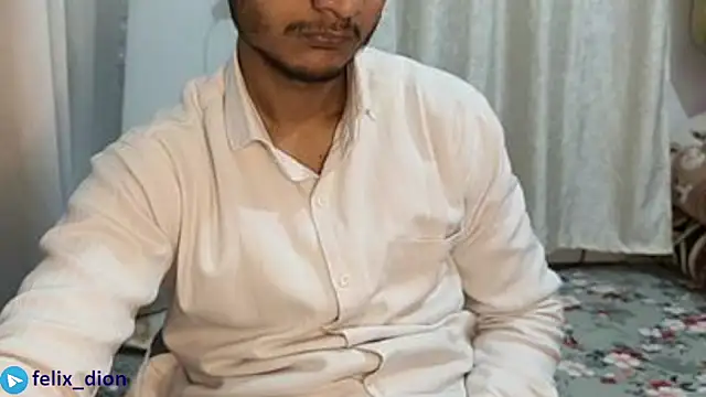 Snapshot of felix_dion chatting on February 2026 03:49:02 PM felix dion online show from February 2026 03:49:02 PM