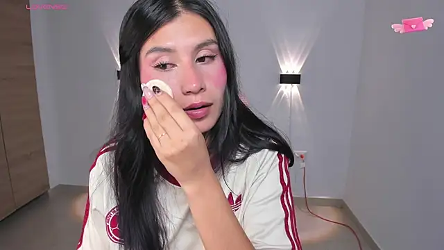 emily villamil online show from March 2025 09:13:01 PM