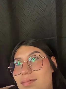 emily villamil online show from June 2026 05:37:02 PM