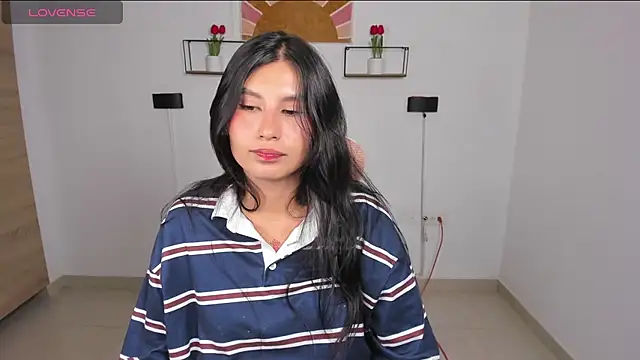 emily villamil online show from July 2026 09:25:02 PM