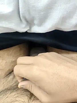 Snapshot of Horny_boy321 chatting on February 2026 06:01:02 PM Horny boy321 online show from February 2026 06:01:02 PM