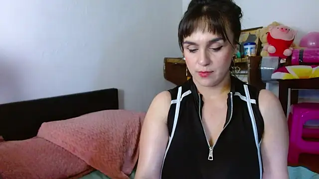 collette beaufoy  online show from May 2026 07:04:01 AM