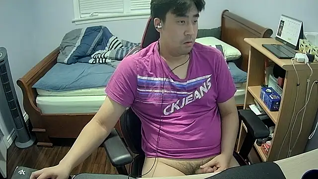 Koreanboy171 online show from March 2026 04:06:02 AM