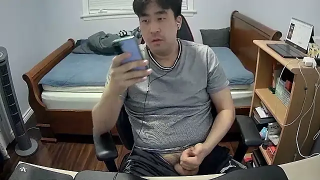 Koreanboy171 online show from March 2026 03:46:02 AM