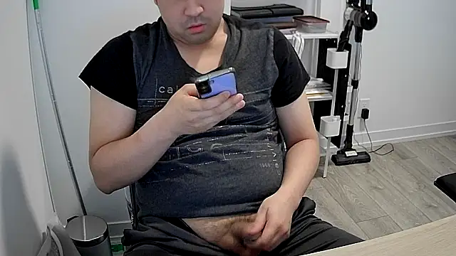 Koreanboy171 online show from May 2026 03:24:01 AM