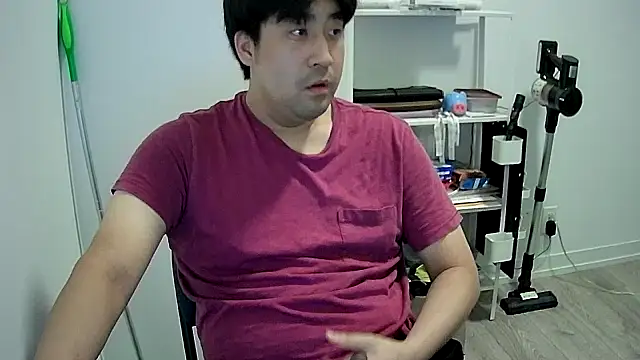 Koreanboy171 online show from July 2026 11:31:01 PM