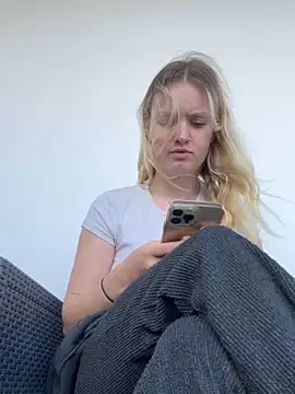 mariemelissah online show from March 2025 02:34:02 PM