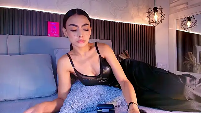 SHANONCLARK online show from February 2026 07:09:02 PM