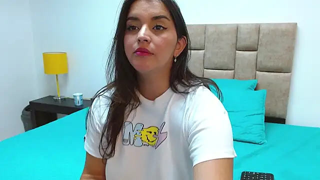 RubyReyes online show from September 2025 03:03:01 PM