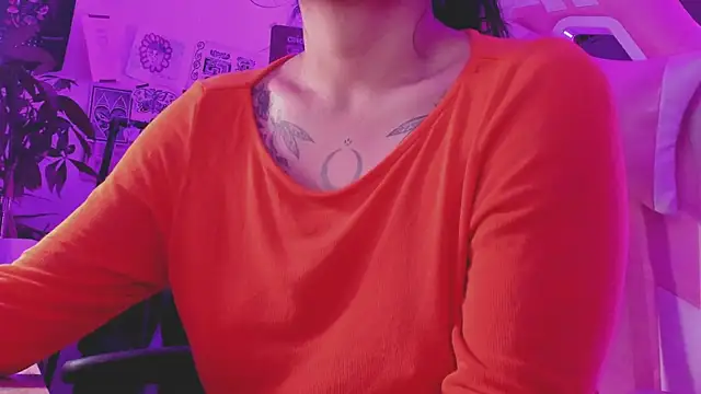 Snapshot of annie_walker6 chatting on March 2025 03:26:02 AM annie walker6 online show from March 2025 03:26:02 AM