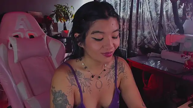 Snapshot of annie_walker6 chatting on October 2025 05:33:01 PM annie walker6 online show from October 2025 05:33:01 PM