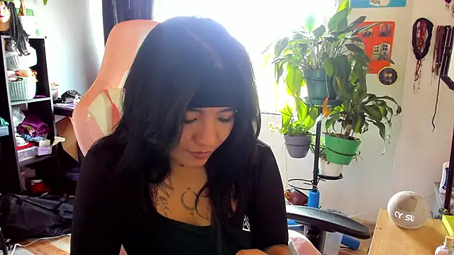 Snapshot of annie_walker6 chatting on February 2026 07:54:01 PM annie walker6 online show from February 2026 07:54:01 PM