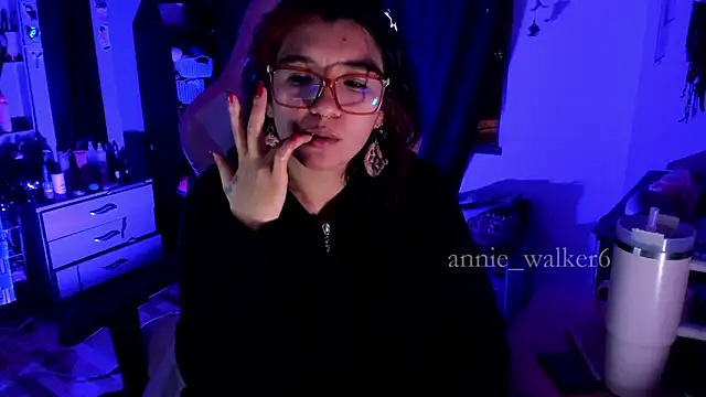 annie walker6 online show from July 2026 04:38:01 AM