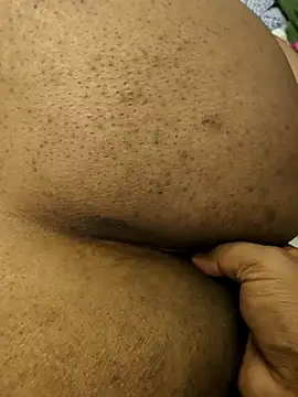 Snapshot of flamingoss chatting on October 2025 09:43:01 AM flamingoss online show from October 2025 09:43:01 AM