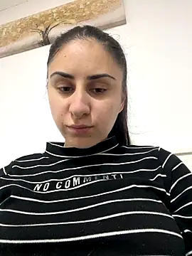 Snapshot of JenniferEdith chatting on January 2026 06:33:02 PM JenniferEdith online show from January 2026 06:33:02 PM