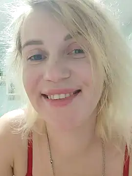 Snapshot of Linda_Gregory chatting on December 2024 01:52:02 AM Linda Gregory online show from December 2024 01:52:02 AM