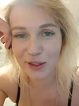 Snapshot of Linda_Gregory chatting on December 2024 10:22:01 PM Linda Gregory online show from December 2024 10:22:01 PM