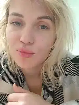 Snapshot of Linda_Gregory chatting on January 2025 05:27:01 AM Linda Gregory online show from January 2025 05:27:01 AM