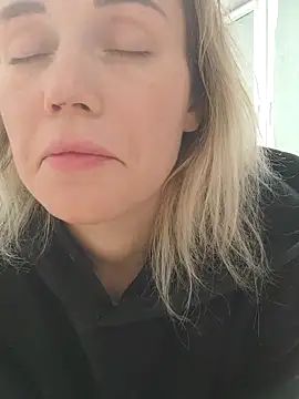 Snapshot of Linda_Gregory chatting on February 2025 10:15:02 PM Linda Gregory online show from February 2025 10:15:02 PM