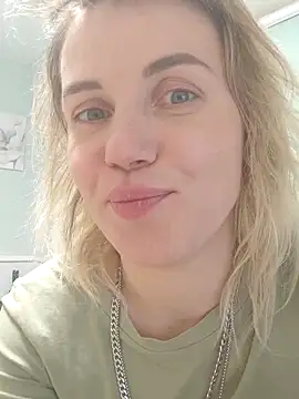 Snapshot of Linda_Gregory chatting on March 2025 05:07:02 AM Linda Gregory online show from March 2025 05:07:02 AM