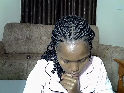 Snapshot of AurelAda chatting on October 2025 11:38:01 PM AurelAda online show from October 2025 11:38:01 PM