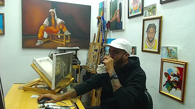 Snapshot of color_beat17 chatting on March 2025 10:45:02 AM color beat17 online show from March 2025 10:45:02 AM