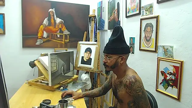 Snapshot of color_beat17 chatting on March 2025 01:39:01 PM color beat17 online show from March 2025 01:39:01 PM