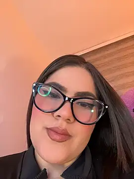 Valenhillxh online show from July 2026 04:28:02 AM