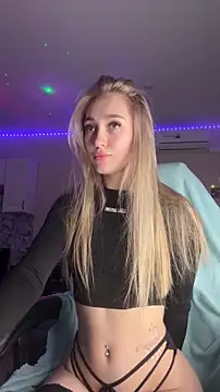 Snapshot of Good__Girl_ chatting on October 2025 02:57:02 PM Good Girl online show from October 2025 02:57:02 PM