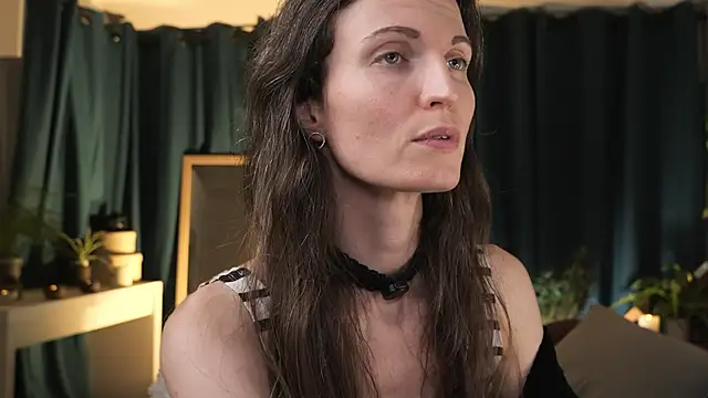 yulladao online show from April 2026 04:44:02 PM