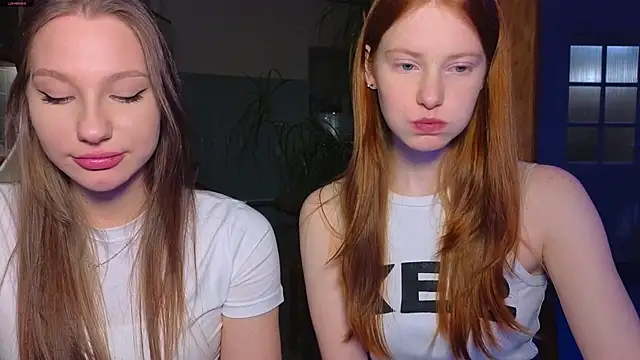 Snapshot of MiaKeler chatting on January 2025 10:22:01 PM MiaKeler online show from January 2025 10:22:01 PM