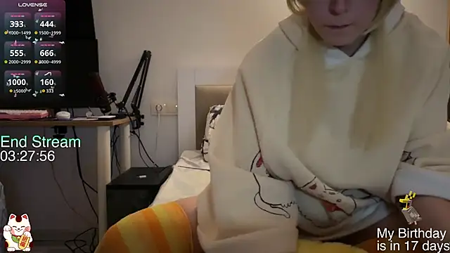 ShiroiFubuki online show from February 2026 07:29:01 PM