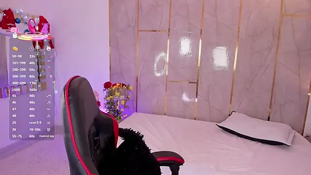 Jiggly   online show from December 2025 05:25:01 AM