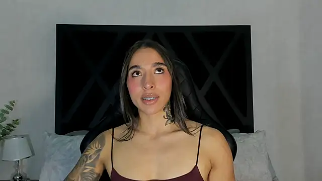 KAYLA BATISTA online show from June 2026 12:08:02 AM