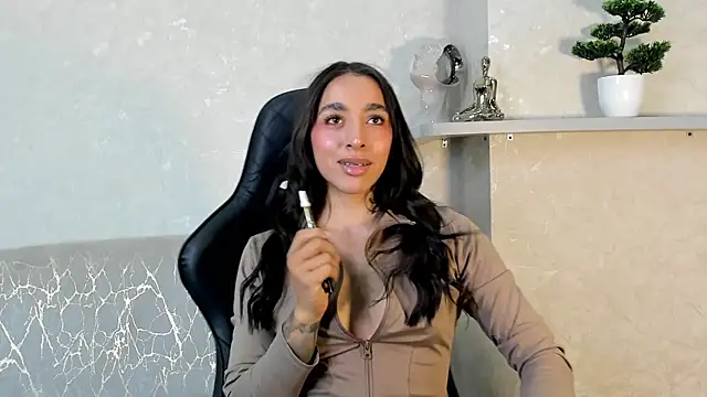 KAYLA BATISTA online show from July 2026 10:49:02 PM