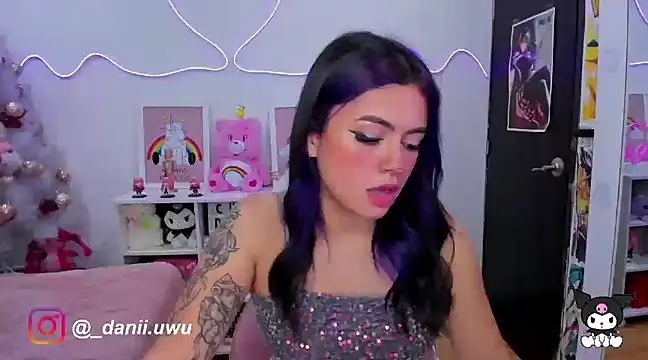 CuteDani  online show from December 2024 10:22:01 AM